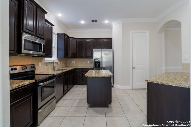 Image 9 of 24 For 5118 Thymus