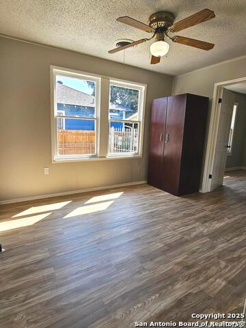 Image 11 of 16 For 3214 Travis W