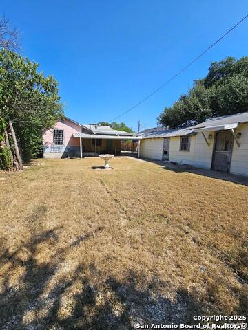 Image 14 of 16 For 3214 Travis W