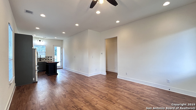 Image 3 of 23 For 118 Stella  