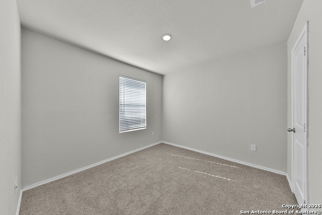 Image 21 of 26 For 9907 Grove Mist 102