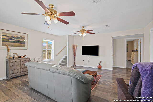 Image 4 of 34 For 524 Rangeland