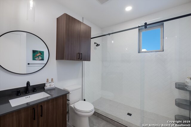 Image 11 of 17 For 2165 Gabriels Pl 1314