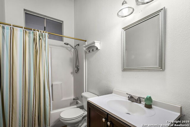 Image 24 of 48 For 843 Cross