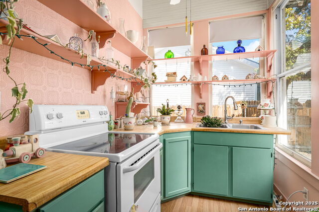 Image 37 of 48 For 843 Cross