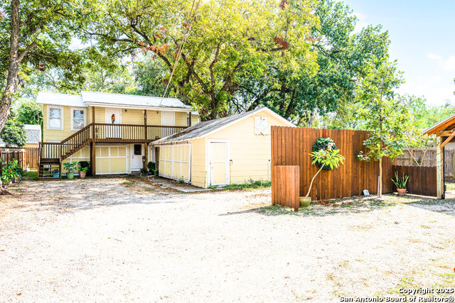 Image 7 of 48 For 843 Cross