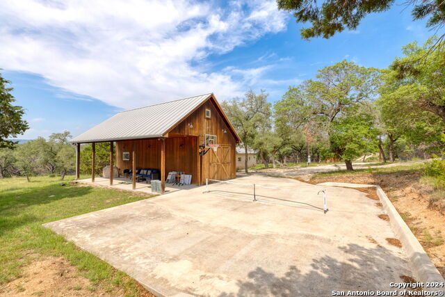 Image 39 of 41 For 684 Big Shades Rd
