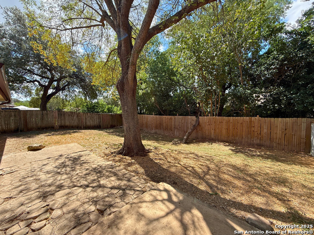 Listing photo id 20 for 5127 Timber Trace