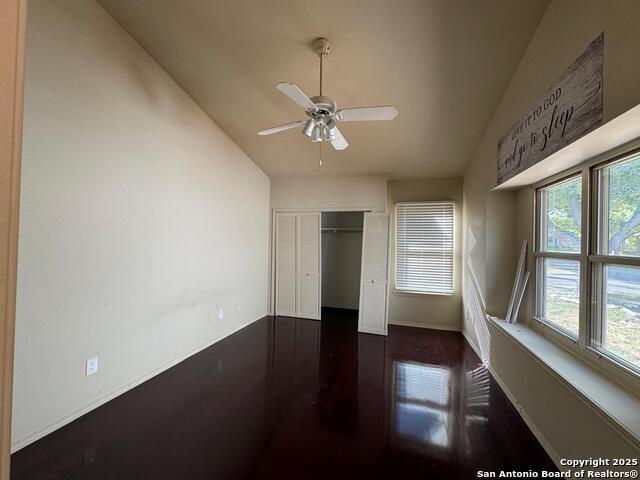 Listing photo id 6 for 12205 Stoney Xing