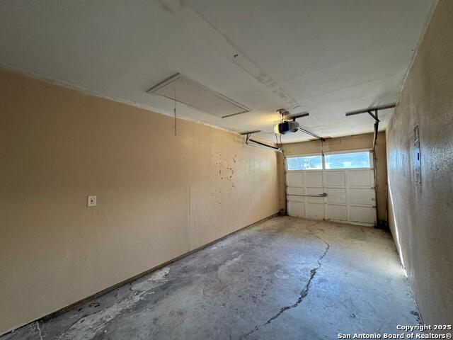 Listing photo id 7 for 12205 Stoney Xing