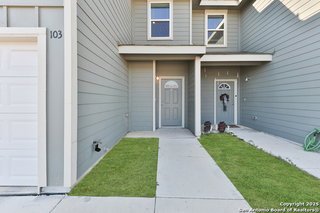 Image 2 of 21 For 9907 Grove Mist 103