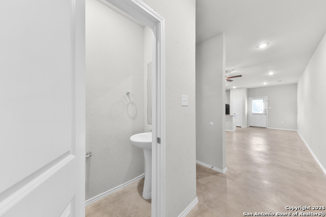 Image 3 of 21 For 9907 Grove Mist 103