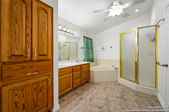 Listing photo id 14 for 6505 Fm 541  