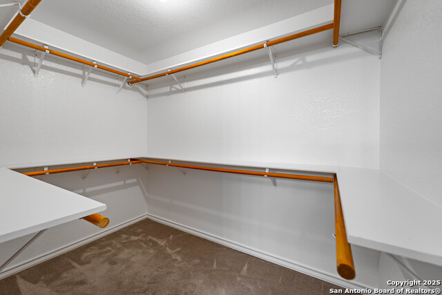 Listing photo id 15 for 6505 Fm 541  