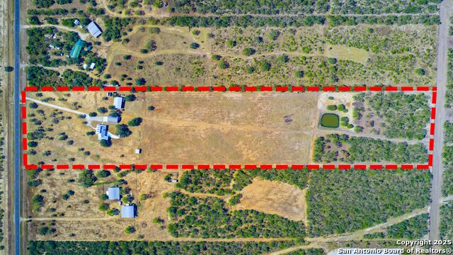 Listing photo id 33 for 6505 Fm 541  