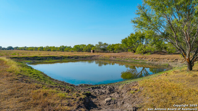 Listing photo id 38 for 6505 Fm 541  