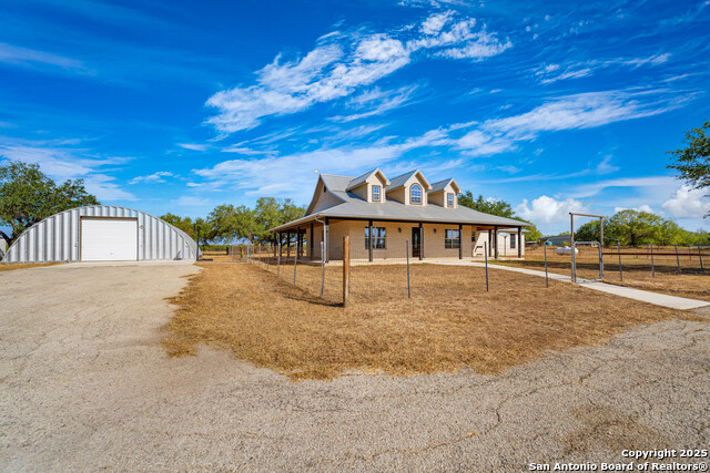 Listing photo id 47 for 6505 Fm 541  