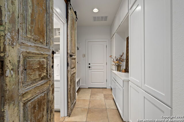 Image 20 of 60 For 121 Saddle View