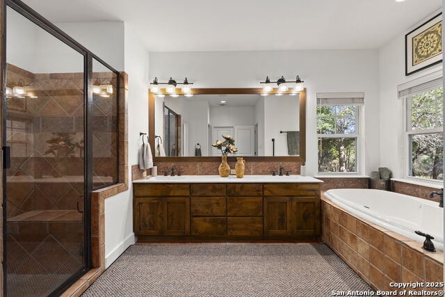 Image 26 of 60 For 121 Saddle View