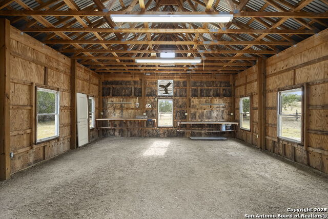 Image 44 of 60 For 121 Saddle View