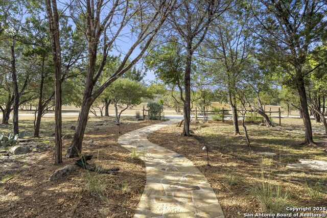 Image 49 of 60 For 121 Saddle View