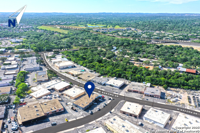 Listing photo id 2 for 12153 Valliant  1-3