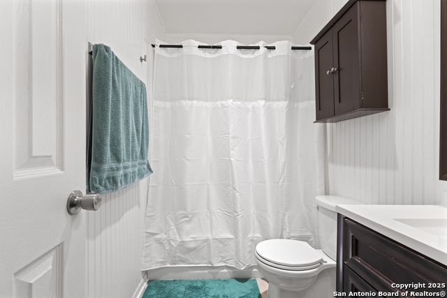 Image 10 of 27 For 8702 Village Dr  103