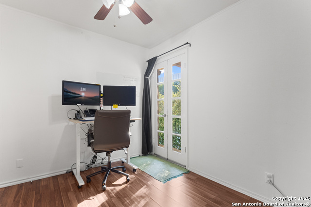 Image 15 of 27 For 8702 Village Dr  103
