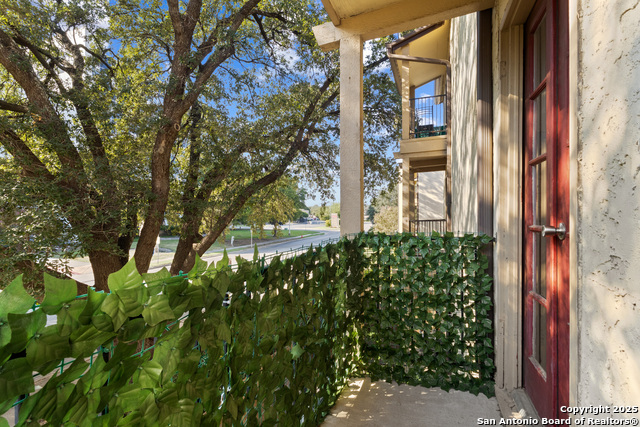 Image 25 of 27 For 8702 Village Dr  103