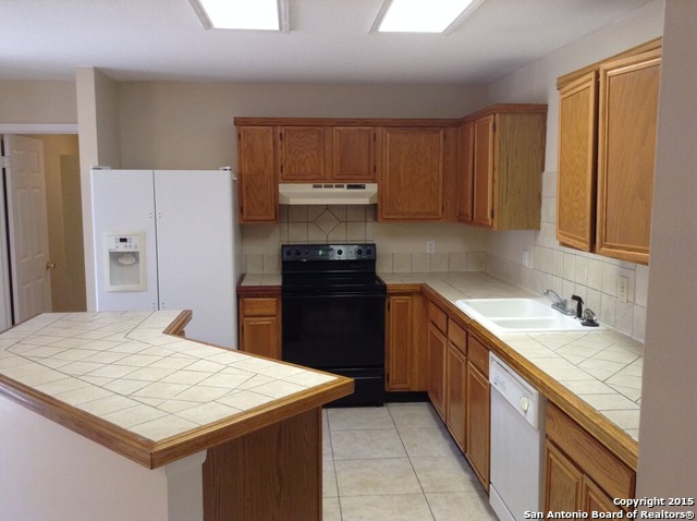 Listing photo id 2 for 16703 Coral Glade