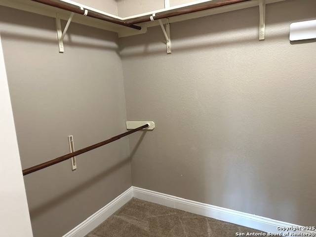 Listing photo id 23 for 3215 Highline