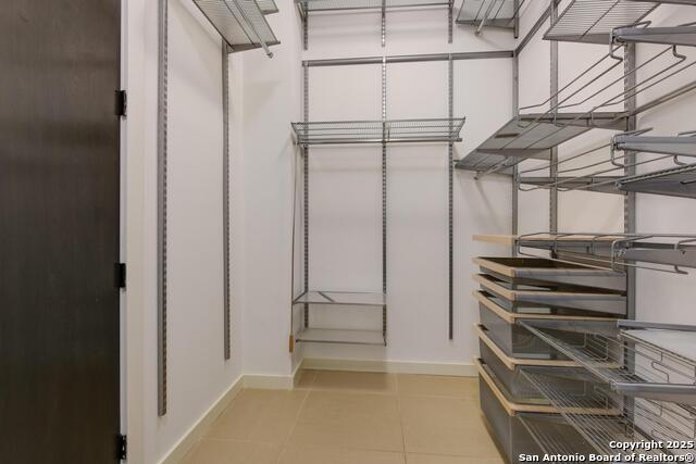 Listing photo id 22 for 119 Marcia  