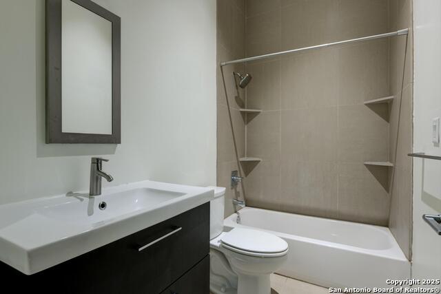 Listing photo id 26 for 119 Marcia  