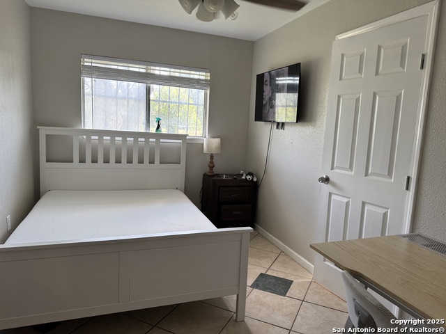 Listing photo id 9 for 1240 Rice Rd