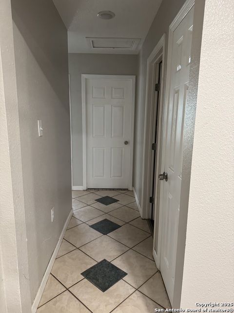 Listing photo id 14 for 1240 Rice Rd