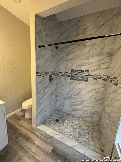 Listing photo id 23 for 1240 Rice Rd