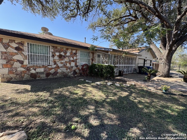 Listing photo id 1 for 1240 Rice Rd