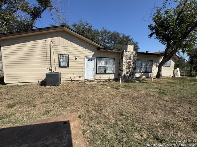 Listing photo id 34 for 1240 Rice Rd