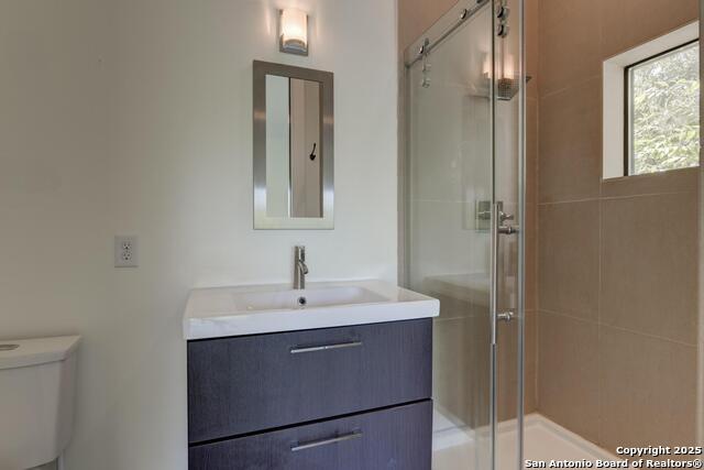 Listing photo id 30 for 119 Marcia