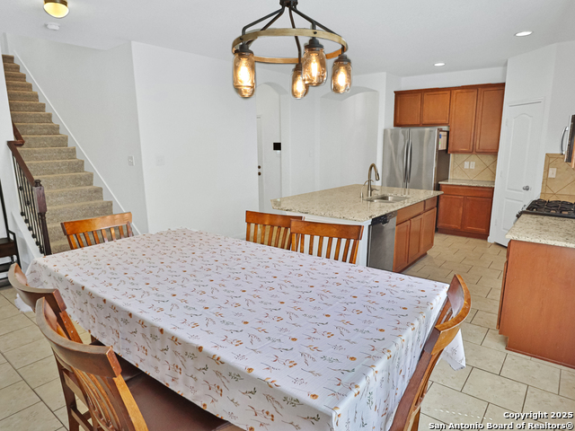 Image 12 of 30 For 8443 Meadow Plains