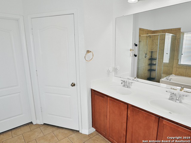 Image 17 of 30 For 8443 Meadow Plains