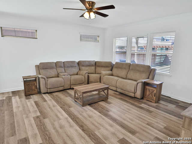 Image 9 of 30 For 8443 Meadow Plains