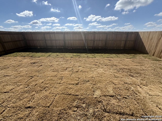 Listing photo id 12 for 3753 Swift Fox