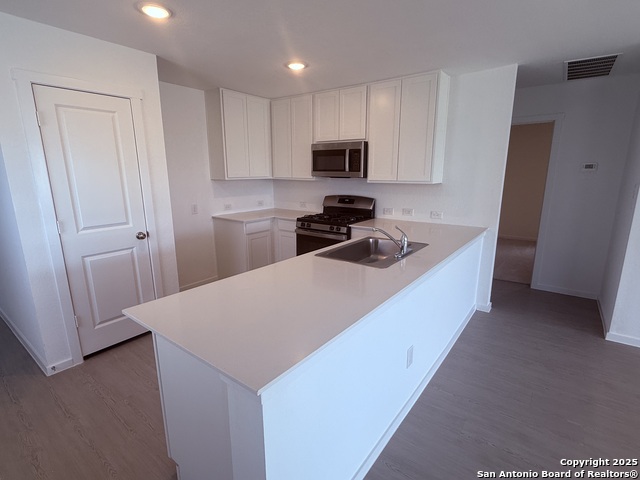 Listing photo id 1 for 3753 Swift Fox