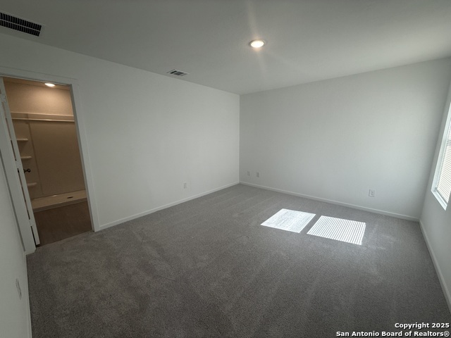 Listing photo id 2 for 3753 Swift Fox