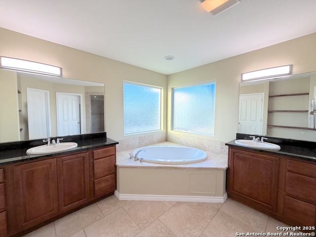 Image 14 of 30 For 849 Scenic Hills