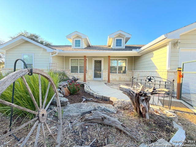 Image 2 of 30 For 849 Scenic Hills