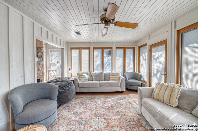 Image 14 of 57 For 416 Cold Spring River