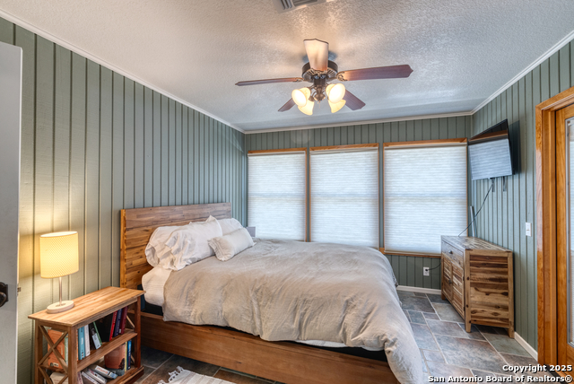 Image 31 of 57 For 416 Cold Spring River