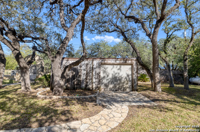 Image 7 of 57 For 416 Cold Spring River